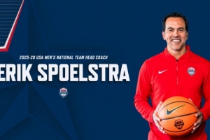 美国男篮官方：斯波担任美国男篮主教练的任期到2028年结束