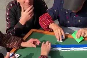 “齐达内早年中国街头痴迷于麻将”🤣